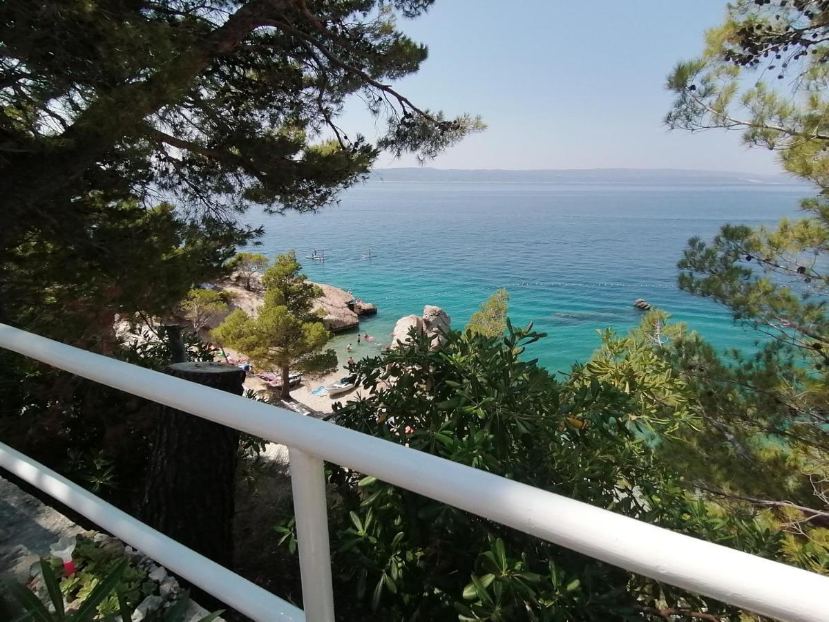 Apartmani Mares - 20 M From The Beach Brela Buitenkant foto