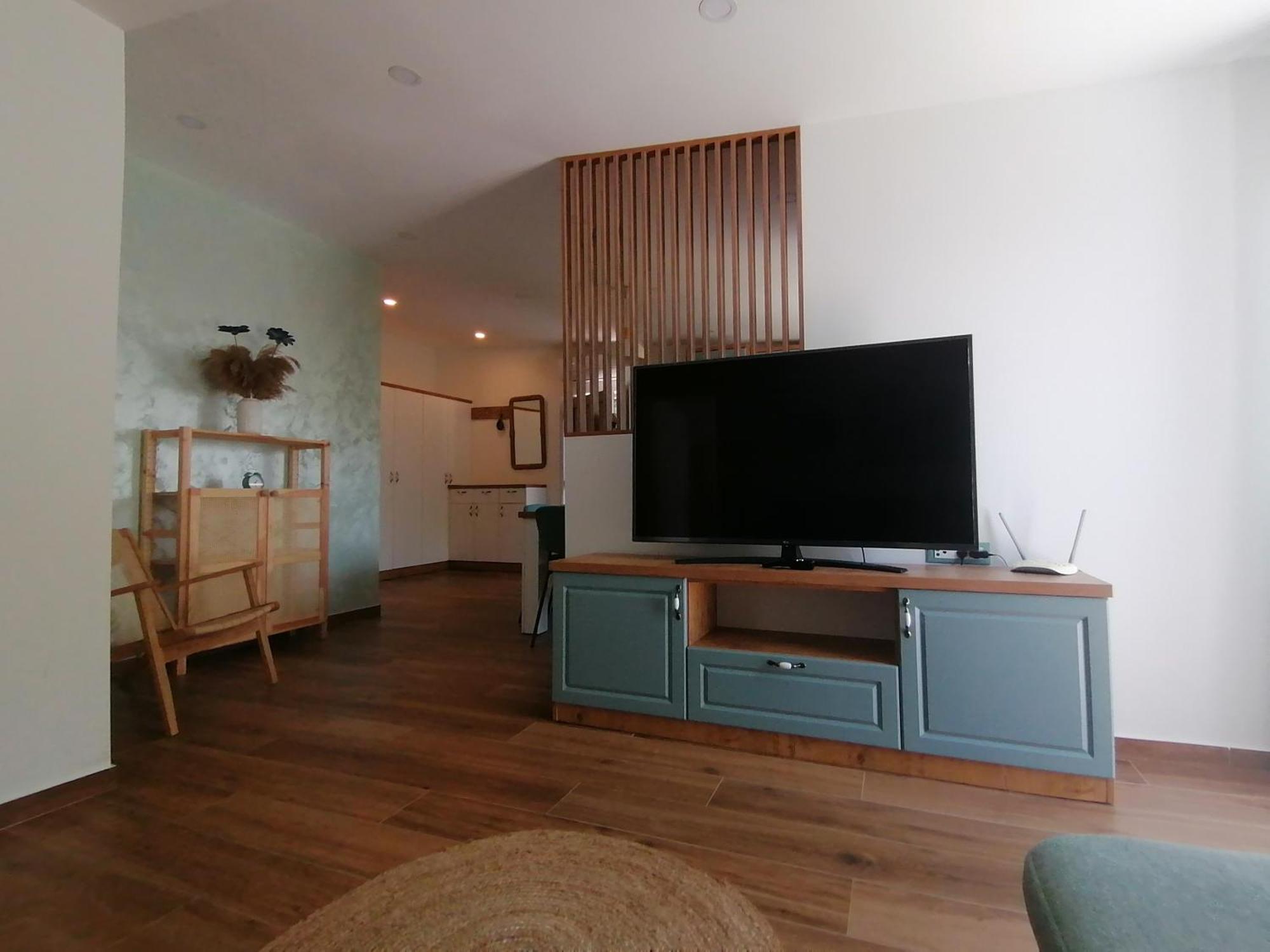 Apartmani Mares - 20 M From The Beach Brela Buitenkant foto
