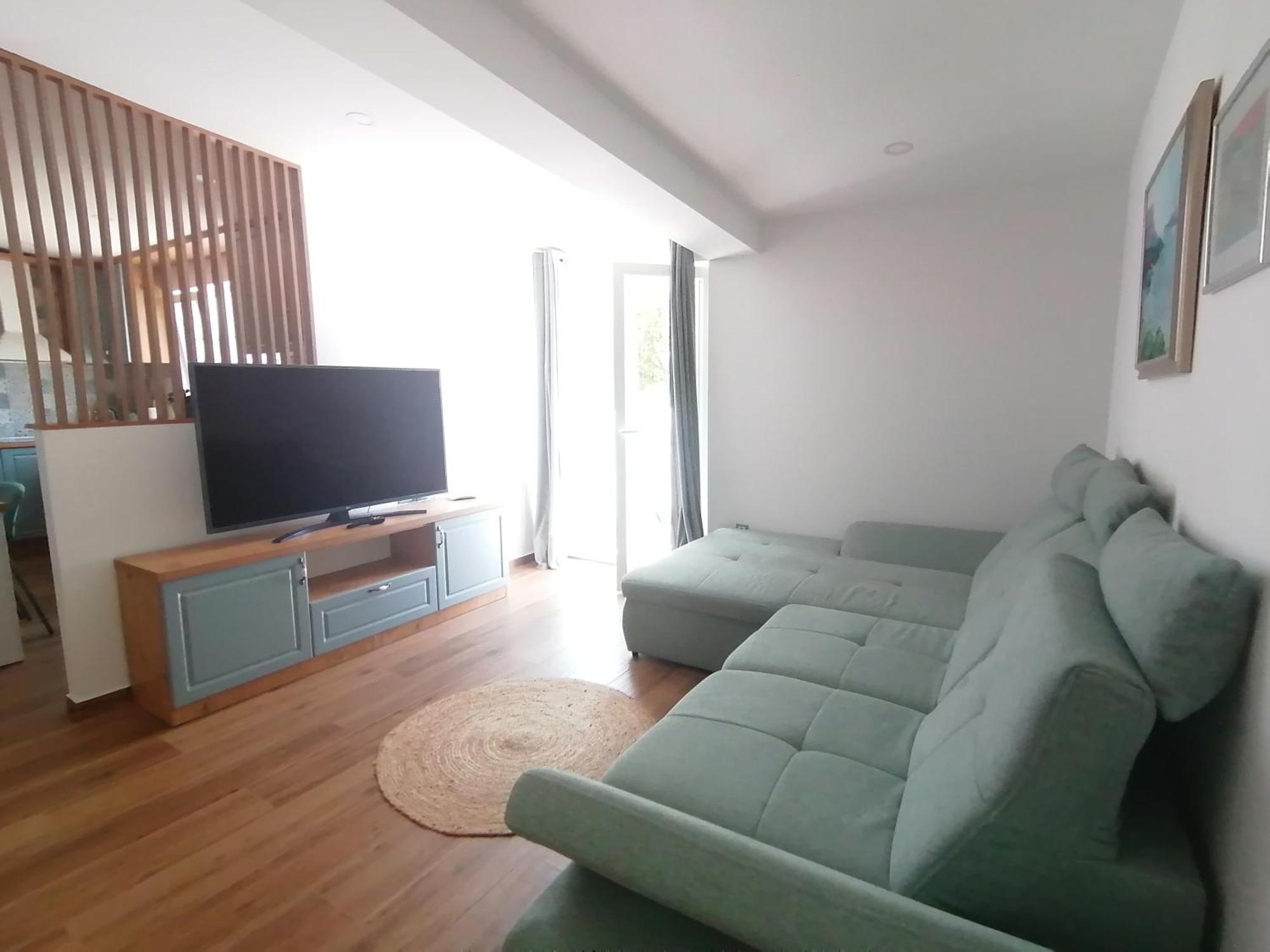 Apartmani Mares - 20 M From The Beach Brela Buitenkant foto
