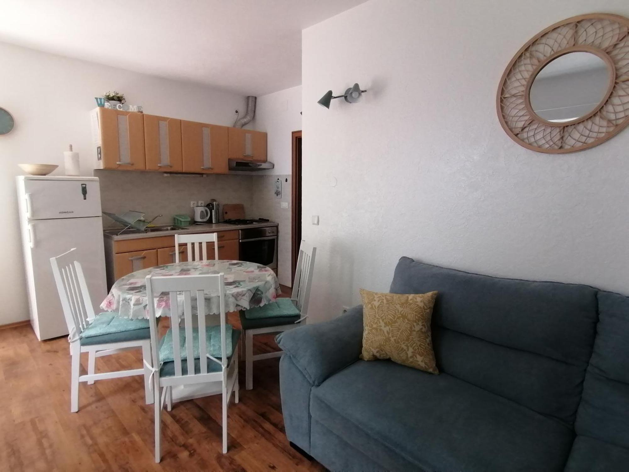 Apartmani Mares - 20 M From The Beach Brela Kamer foto